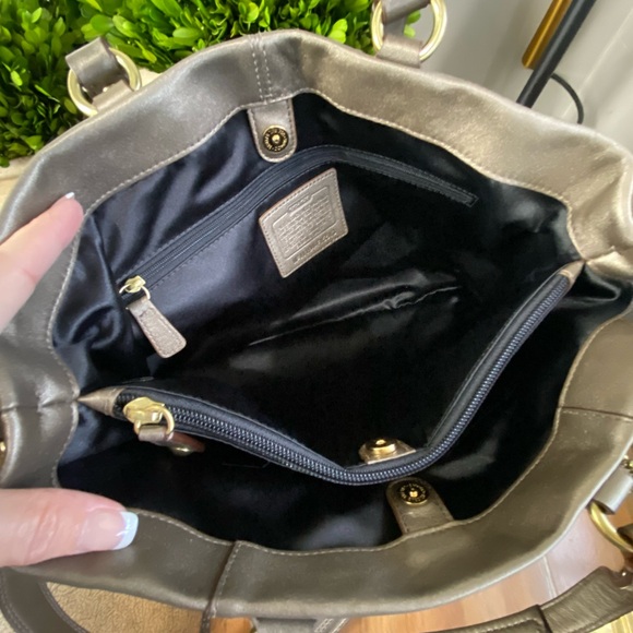 Coach NWT Ashley Carryall in Metallic Steel Pewter/Silver - Picture 15 of 15